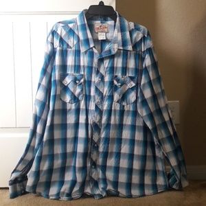 Blue and white plaid XL men's dress shirt
